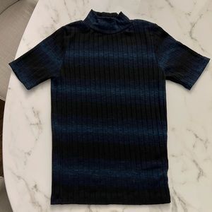 Women’s Aqua short sleeve turtleneck sweater. Marine blue/black. Size XS.